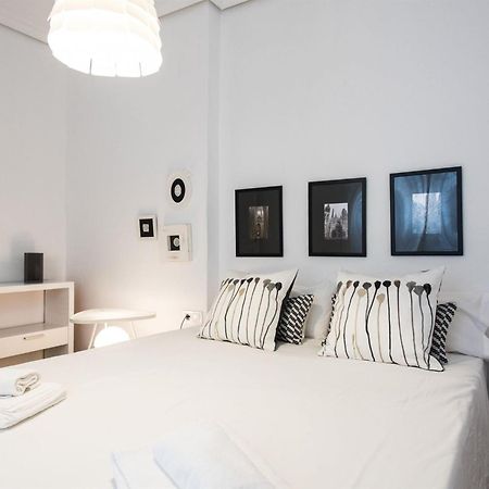 Alhondiga Suite Apartment With Terrace Sevilla Exterior foto